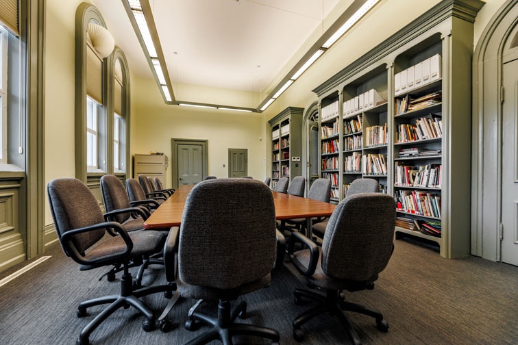 Library rental space shown in corporate set-up